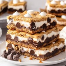 S’mores Cookie Bars Recipe