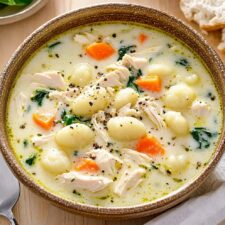 Olive Garden Chicken Gnocchi Soup Recipe