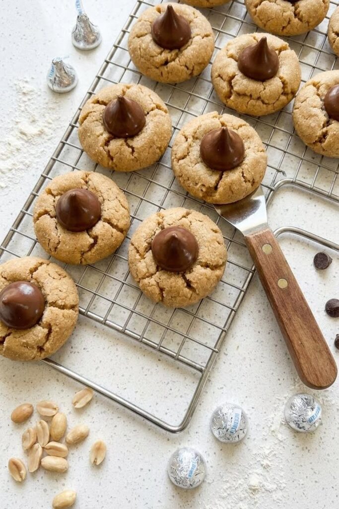 Easy Peanut Butter Blossom Cookies Recipe with Hershey Kisses